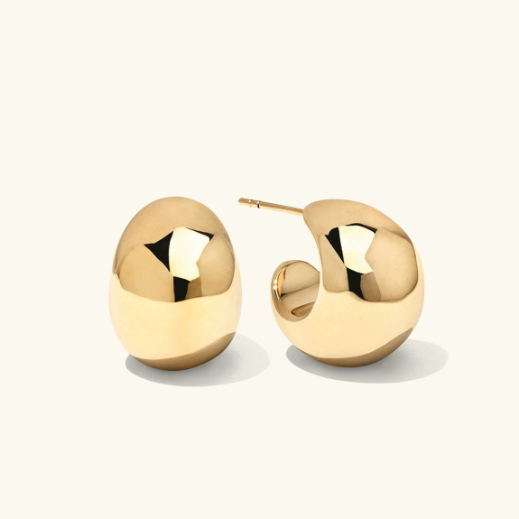 Chunky Dome Earrings Gold i gruppen Shop / Øredobber hos ANI (ANI-0823-129)
