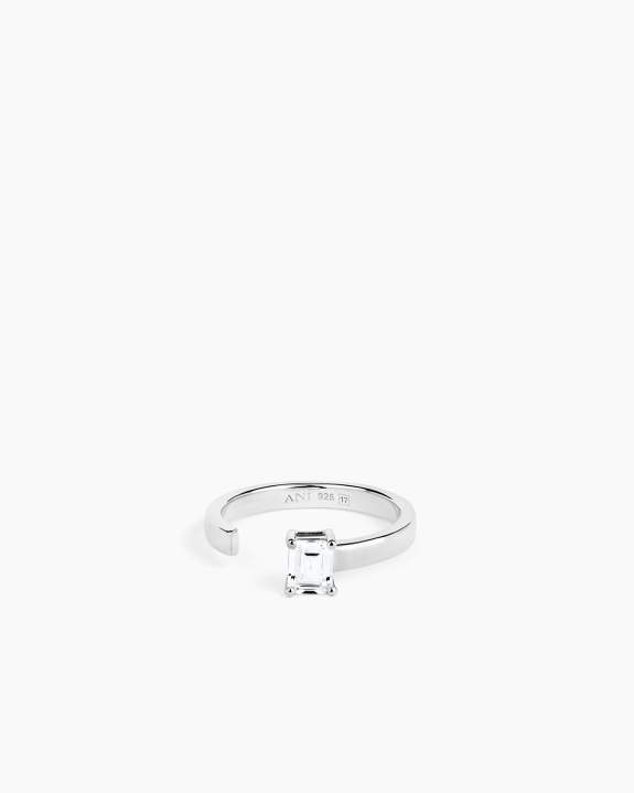 Aperto Emerald Ring Silver i gruppen Shop / Ringer hos ANI (ANI_VA_109)